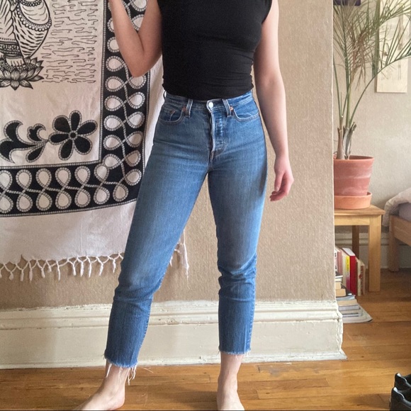 Levi’s Wedgie Straight Leg Jean Size 25 - Picture 4 of 4